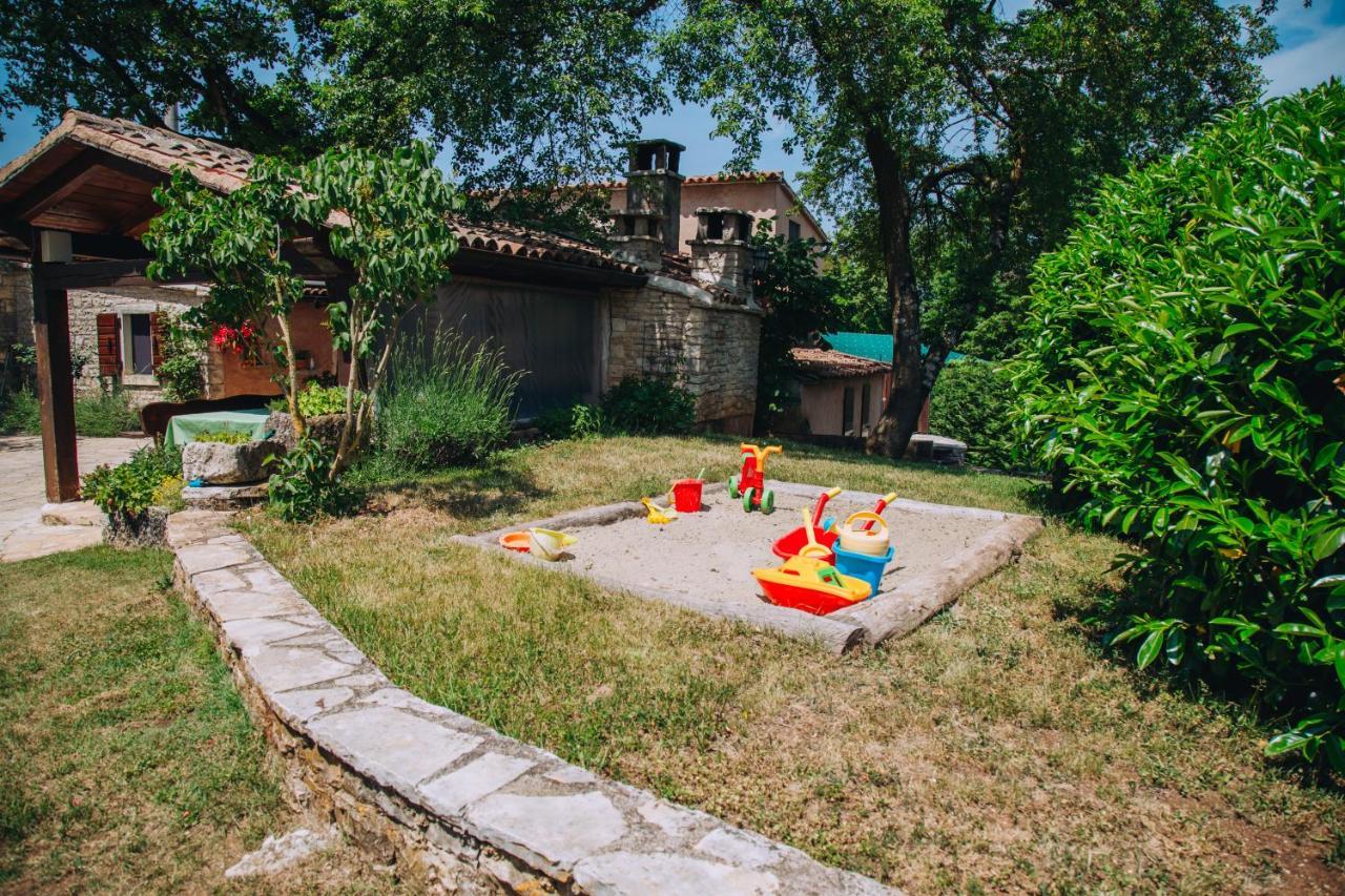 Casa Karnevali Villa Žminj Eksteriør bilde
